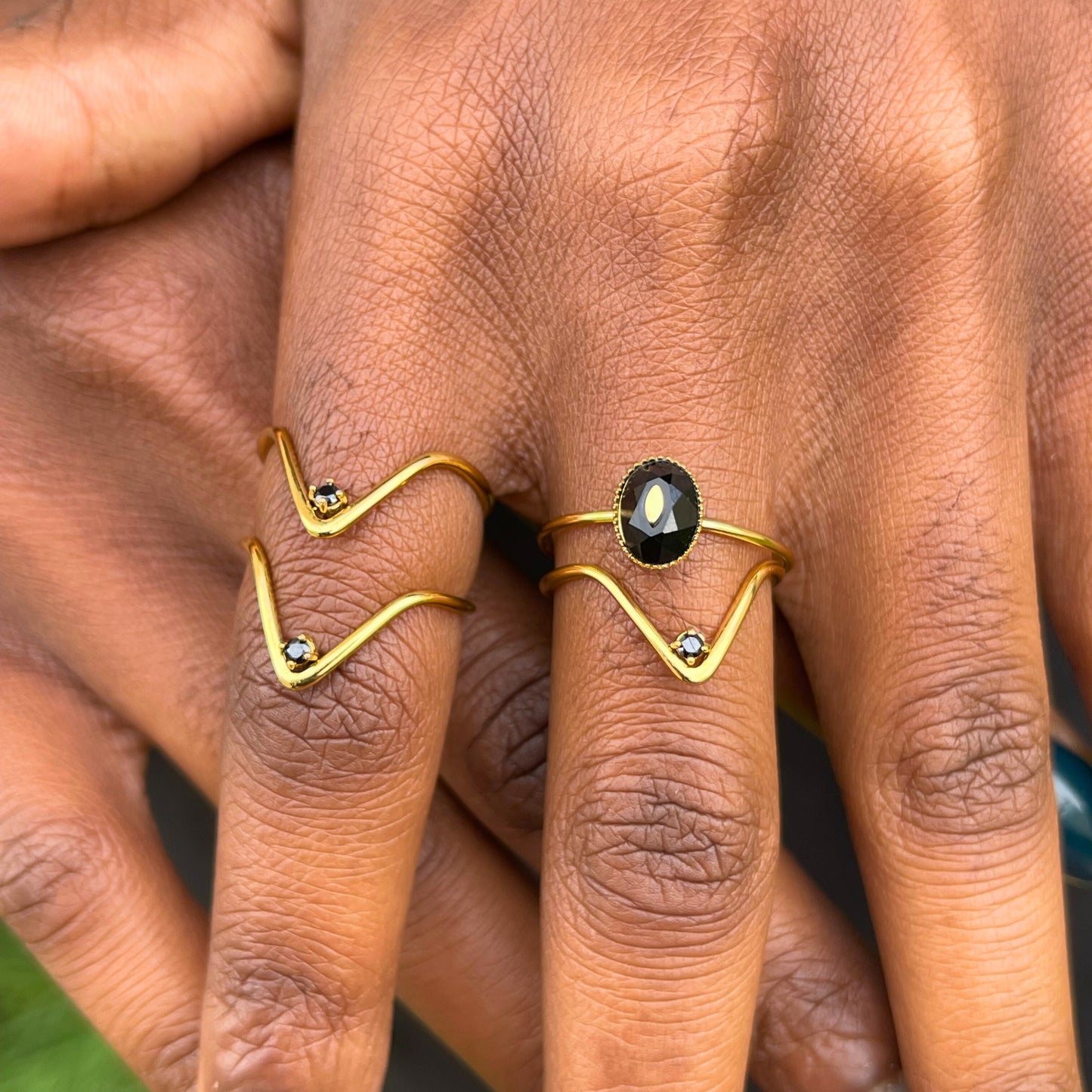 Bague point noir