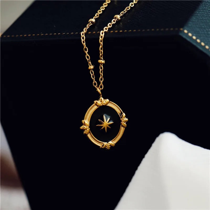 Collier étoile