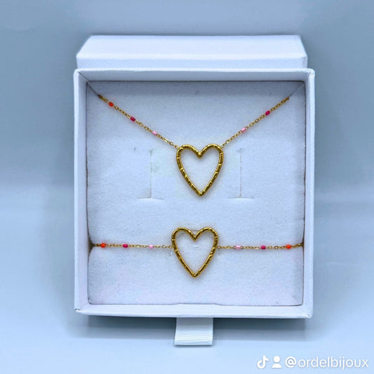 Les Bijoux en Acier Inoxydable : Élégance, Durabilité et Accessibilité
